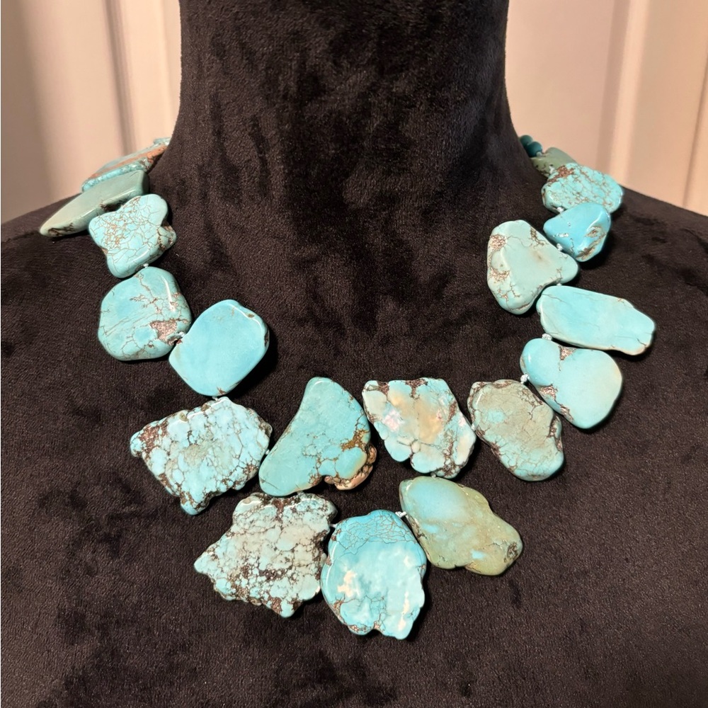 Erica Lyons Gorgeous Stone Slab Statement Necklace - Picture 4 of 11